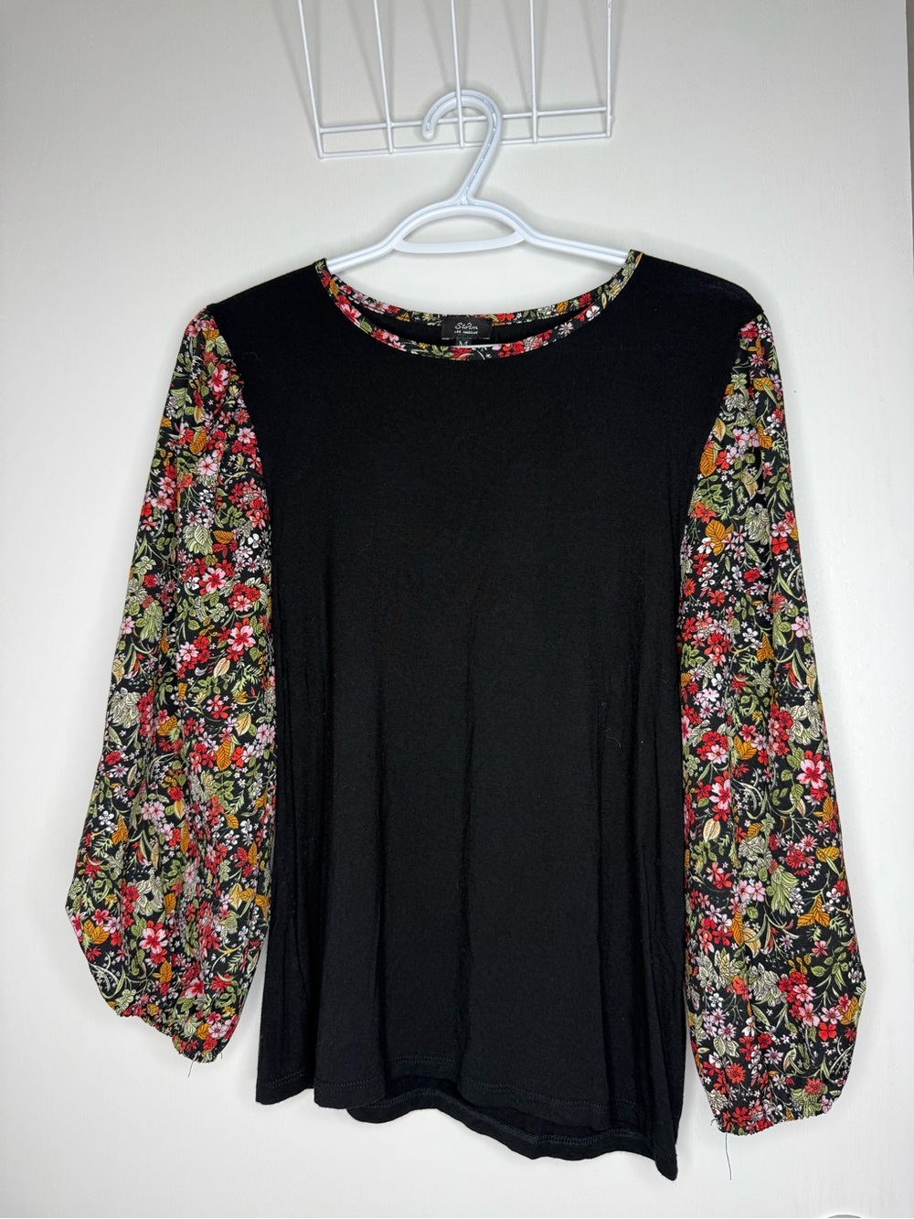 Storm Black Top with Floral Puff Sleeves Women's Medium
